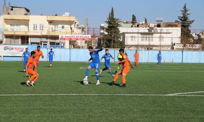 Kahta02 Spor kendi evinde berabere kaldı