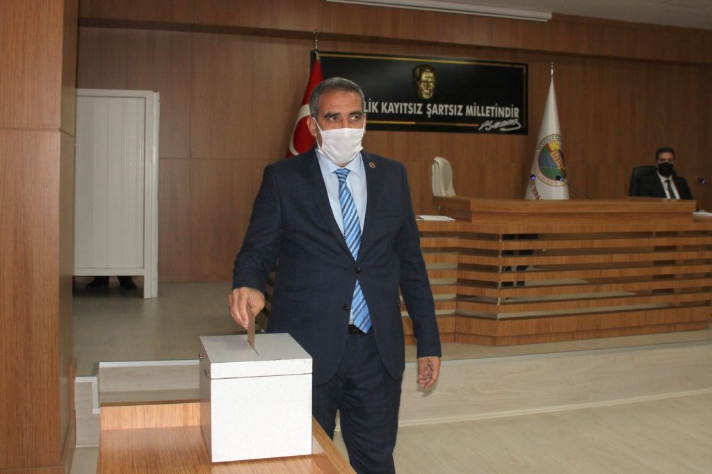 Mehmet Can Erdoğan yeniden başkanlığa seçildi