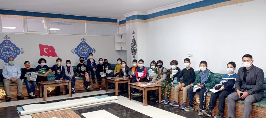 Öğrenciler Diyanet Gençlik Merkezini gezdi