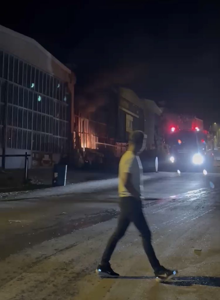 Kahta Mobilyacılar Sitesi’nde Gece Saatlerinde Yangın Çıktı