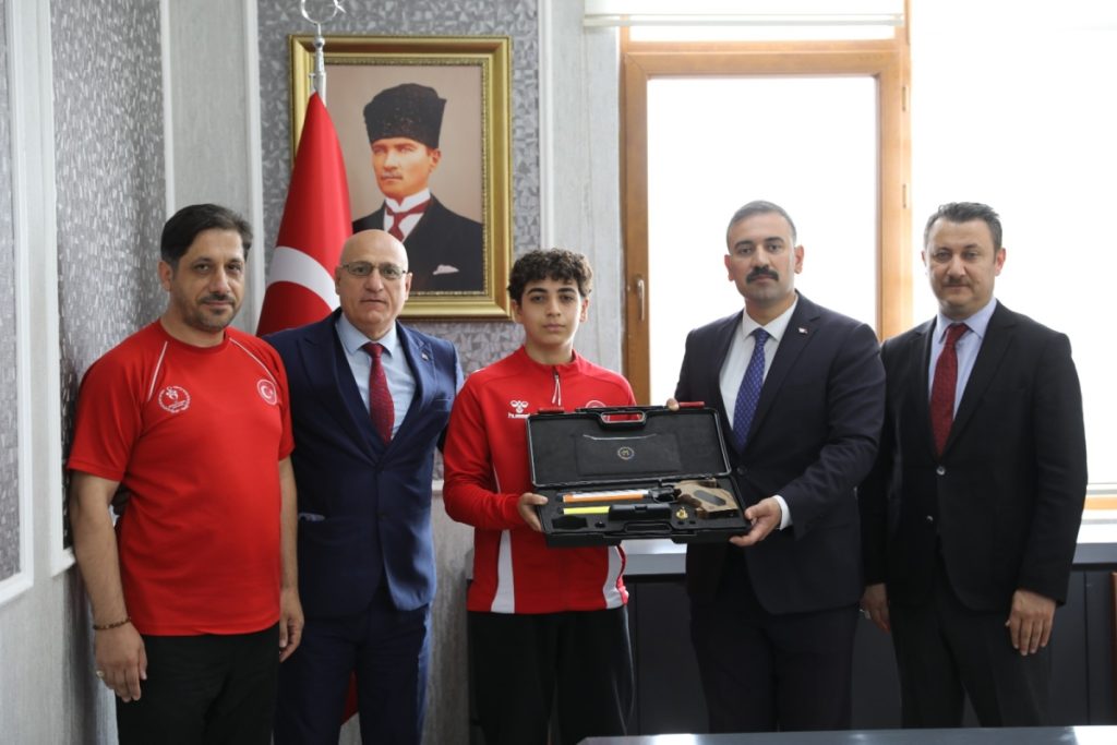 Avrupa şampiyonu Mehmet Ali Kaya’ya anlamlı tebrik