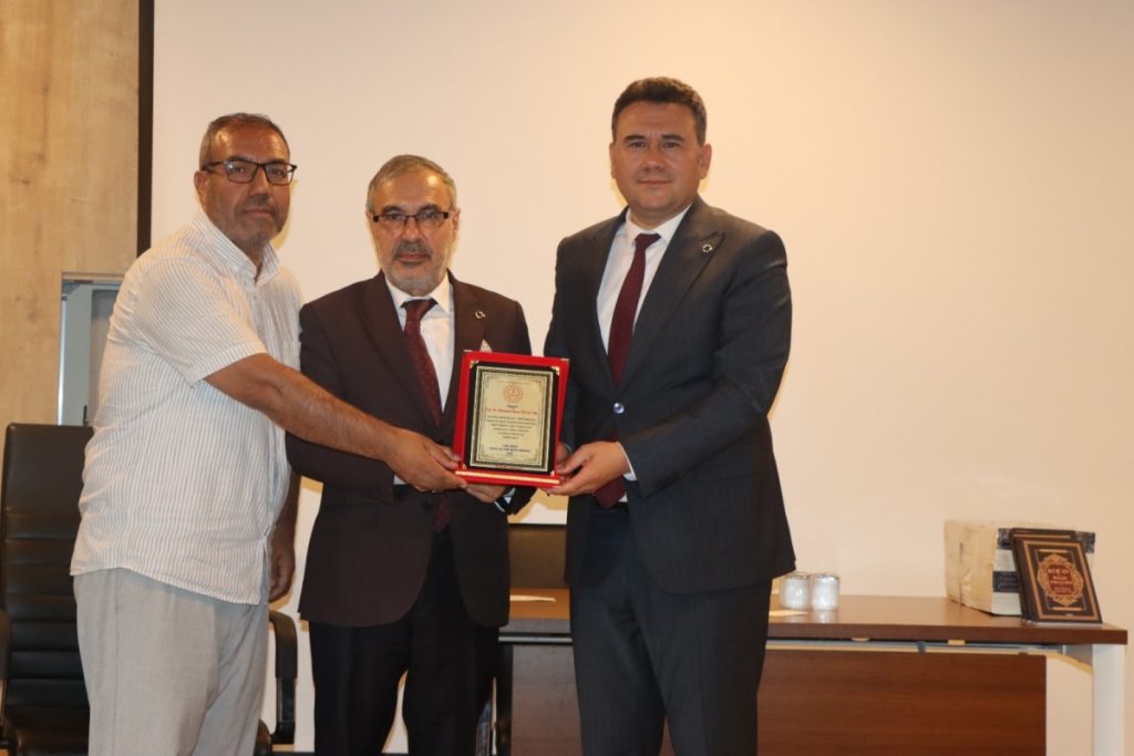Kalemden Kelama’da öğrenciler yazar Mehmet Rıza Özacar’la buluştu