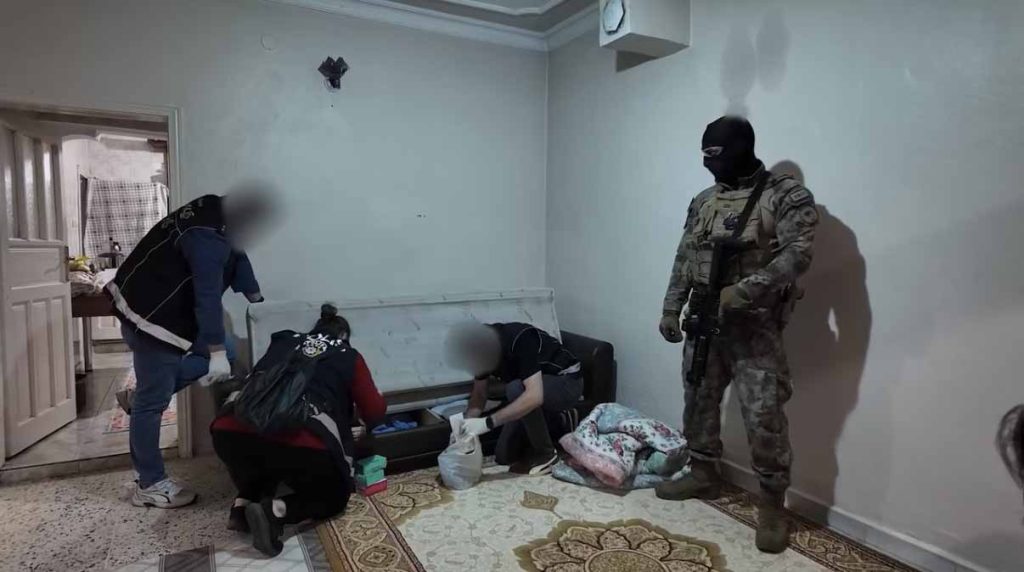 Adıyaman’da Narkotik Operasyonu: 7 Gözaltı, 5 Tutuklama