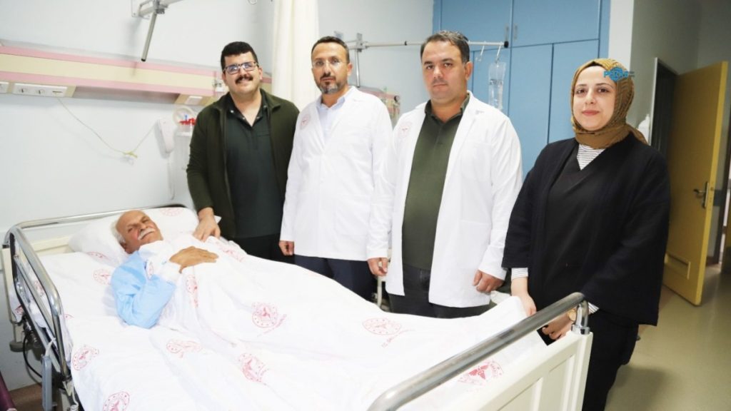 Kahta Devlet Hastanesinde bacak damarlarının tedavisinde bir ilk